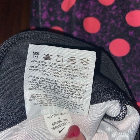 Woman’s Nike dri fit athletic leggings - Picture 3 of 4
